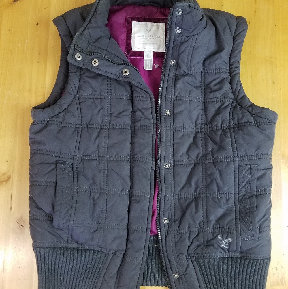 American Eagle Lined Vest